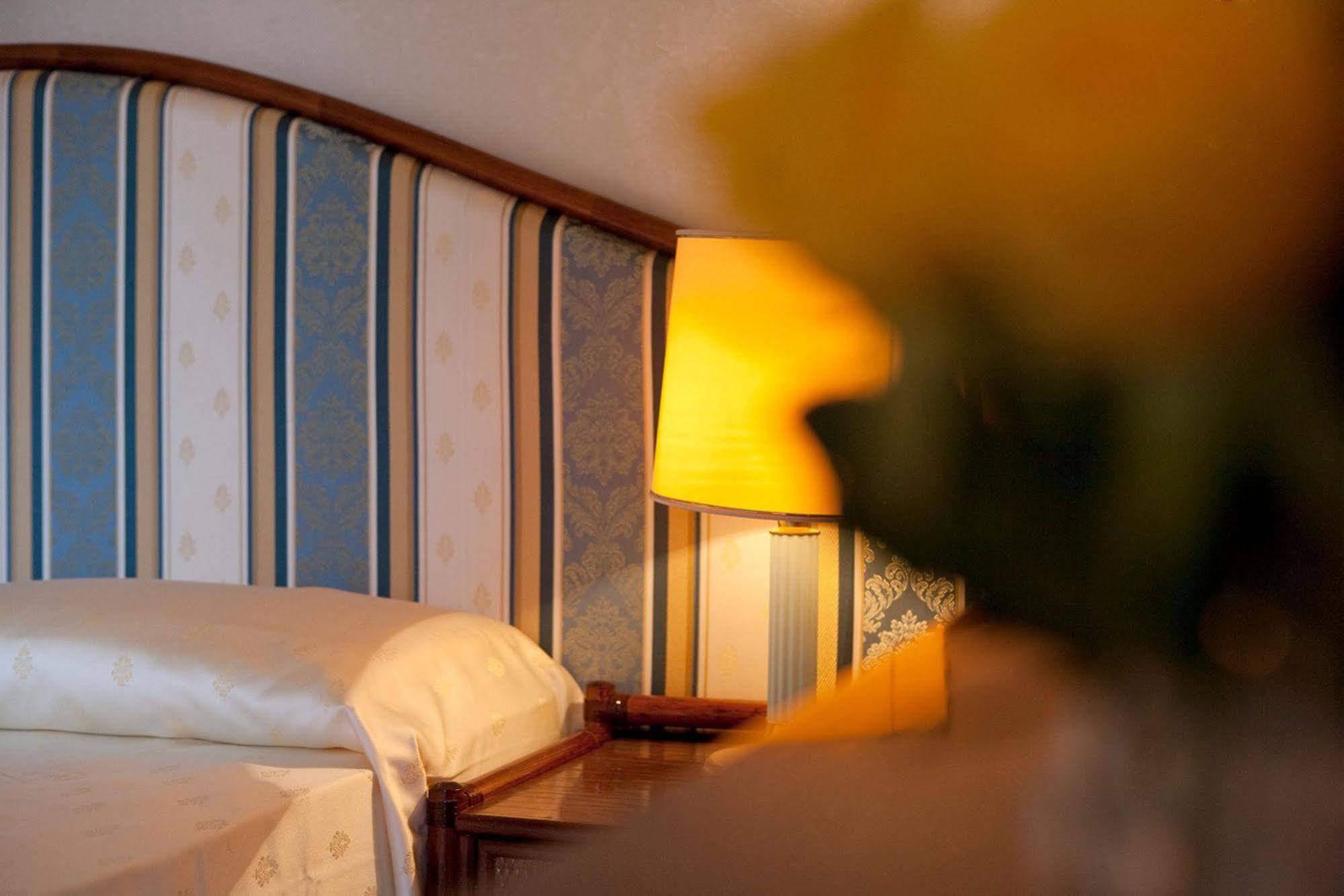 Swiss International Hotel Elba - Il Magnifico Marciana Marina  Exteriör bild